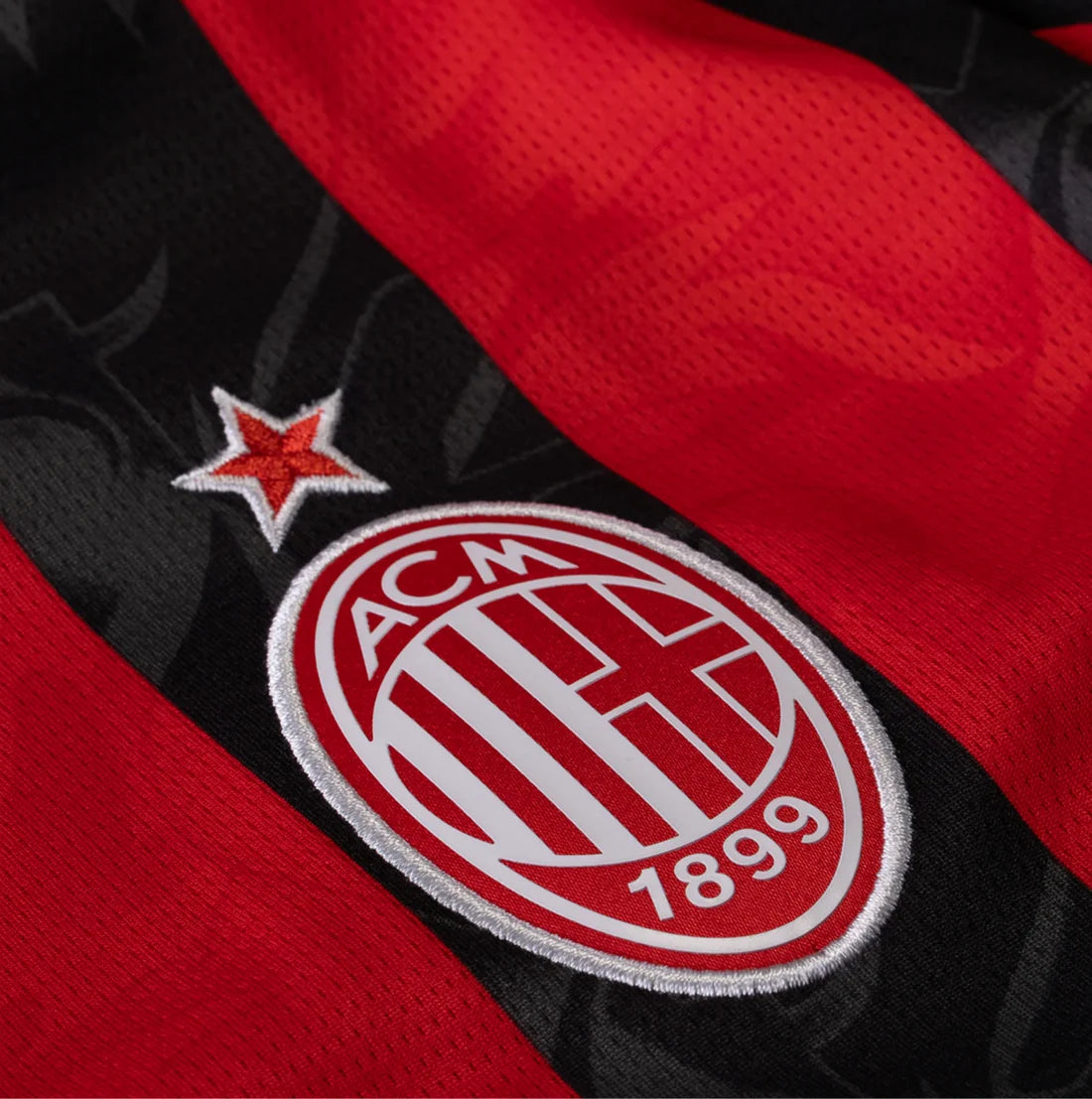 AC MILAN HOME 2025/26 (with shorts)